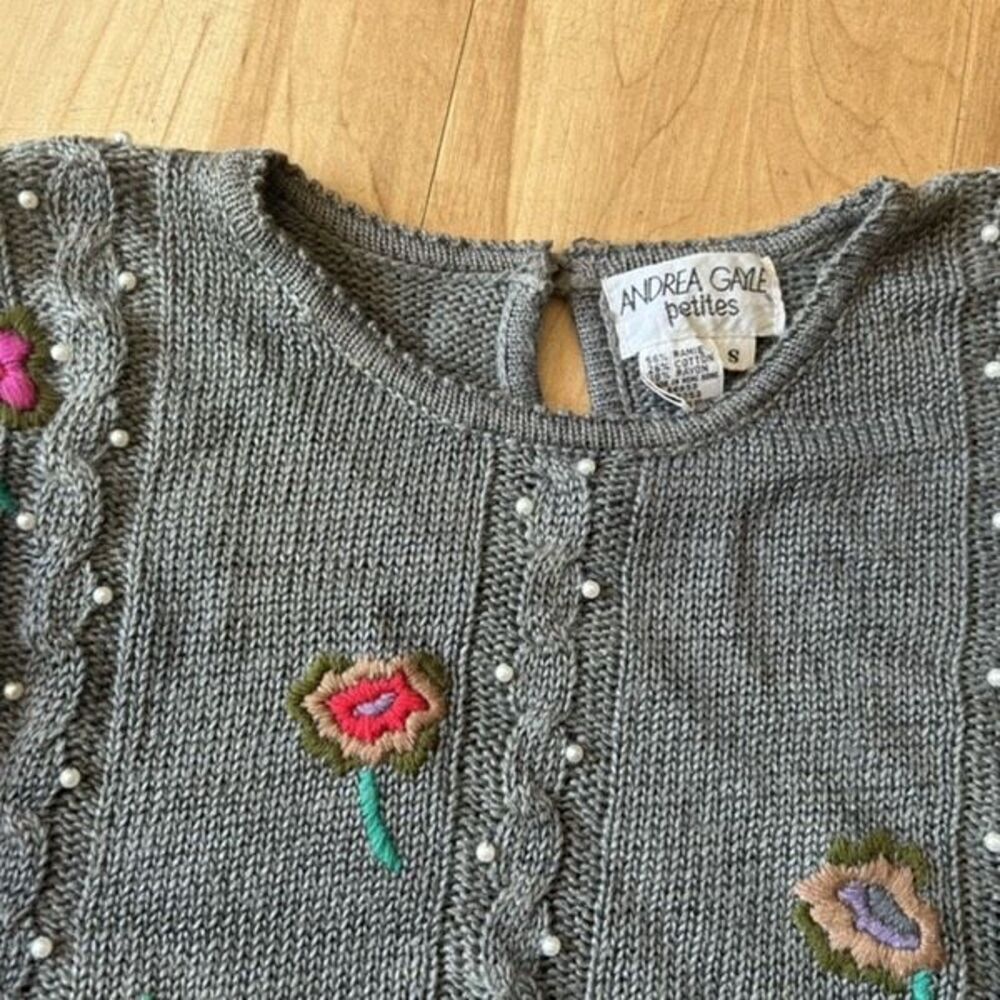 Andrea Gayle vintage embroidered sweater - Picture 3 of 8